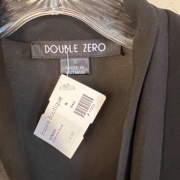 NWT - Double Zero LS V-Neck Chiffon Cross Over Blouse - Size Small - Picture 2 of 5